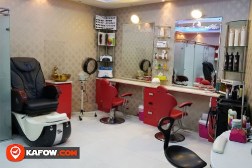 Chanda Ladies Saloon