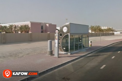Dubai American Academy 1 Bus station