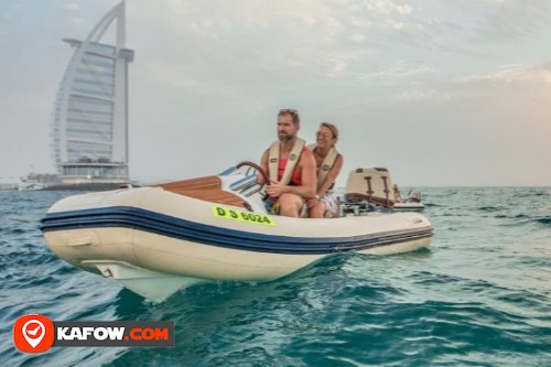 رحلات هيرو أوديسي دبي للقوارب